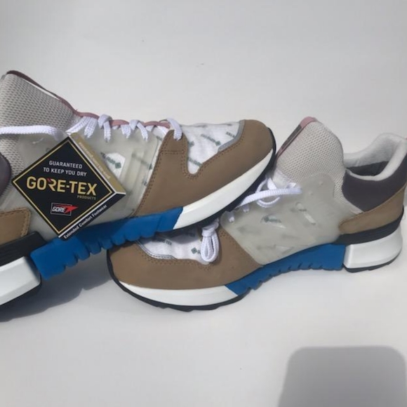 New Balance Gore Tex X Tokyo Studio Design Collab - Picture 2 of 7